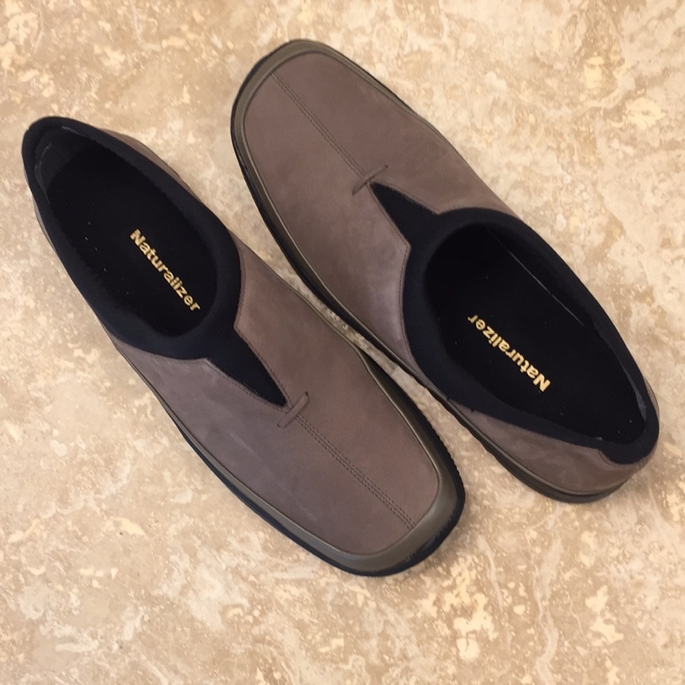 Naturalizer Slip On